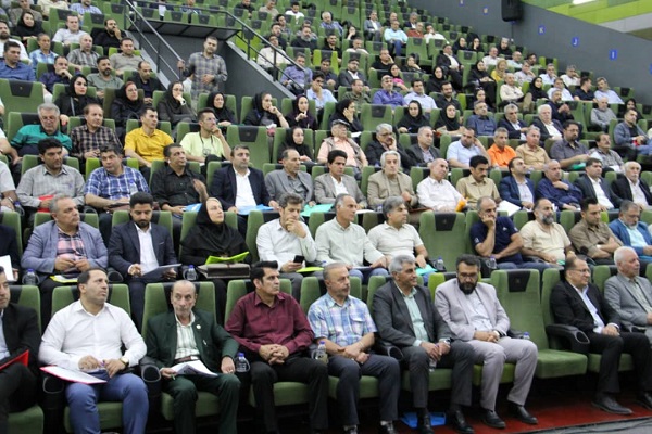 🔴در اکومال برگزار شد   🔴کارگاه اموزشی و ضرورت تبیین قوانین نظام صنفی برای اتحادیه های صنفی شهرستان کرج