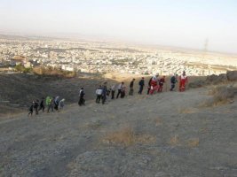 همایش کوهپیمایی خانوادگی اصناف کرج در ارتفاعات عظیمیه کرج برگزار شد .