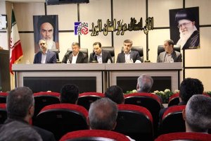 در اتاق اصناف مرکز استان البرز برگزار شد /نظارت بر روند توزیع،موجودی و قیمت گذاری کالاهای اساسی در سطح استان البرز افزایش می یابد 