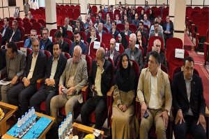 در اتاق اصناف مرکز استان البرز برگزار شد 🔴رئیس اتاق اصناف ایران در نشست هماندیشی اصناف و فعالان اقتصادی استان البرز خبر داد: