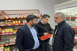 گزارش تصویری از گشت مشترک واحد بازرسی و نظارت اتاق اصناف مرکز استان البرز به همراه معاونت محترم دادستانی کرج ، سازمان تعزیرات حکومتی و بازرسی سازمان صمت