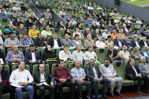 🔴در اکومال برگزار شد   🔴کارگاه اموزشی و ضرورت تبیین قوانین نظام صنفی برای اتحادیه های صنفی شهرستان کرج