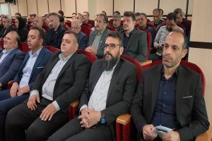 گزارش تصویری از اولین اجلاس ماهیانه اتاق اصناف در سال جدید و دیدار نوروزی روسای اتحادیه های صنفی به همراه هیات مدیره ها 
