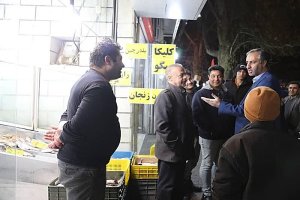 حضور میدانی شامگاهی محمد دادخواه رئیس اتاق اصناف مرکز استان البرز در بازار عمده فروشان میدان کرج و مرکز خرید زکی خانی 