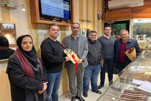 با هدف پاسداشت فرهنگ مشتری مداری و رعایت انصاف در کسب رزق و روزی حلال، از کسبه منطقه گوهردشت کرج تجلیل به عمل امد