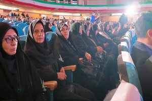 گزارش تصویری از اجلاسیه ۴۵۵ شهید اصناف و بازاریان با حضور پر شور احاد مردم ، اصنافیان و مسئولین استانی و کشوری در تالار نژاد فلاح مورخ ۲ مهر ۱۴۰۴ اجلاسیه شهدای اصناف و بازاریان البرز، فرصتی برای بازخوانی تاریخ غیرت و شجاعت