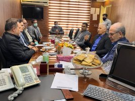 دیدار رئیس دانشگاه علوم پزشکی استان البرز با هیات رئیسه اتاق اصناف مرکز استان البرز 