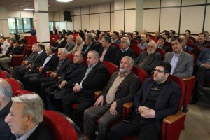 به همت اتاق اصناف و بسیج اصناف استان البرز: مراسم گرامیداشت چهل و یکمین سالگرد پیروزی انقلاب اسلامی و چهلمین روز شهادت سردار شهید حاج قاسم سلیمانی و همرزمانش برگزار شد.