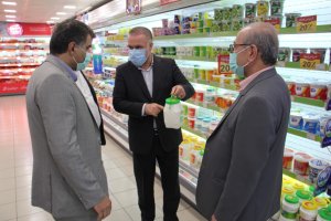 با همراهی مهندس غفورقاسم پور،معاون استانداروفرماندار ویژه کرج گشت مشترک بازرسی با هدف بررسی نرخ کالاهای اساسی درسطح بازار، برگزارشد.