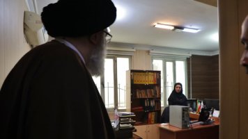 بازدید سرزده نماینده رهبر معظم انقلاب اسلامی در البرز از اتاق اصناف مرکز استان 