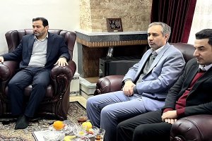 دیدار با خانواده آزاده و جانباز سرافراز دفاع مقدس و پیشکسوت صنفی حاج رسول زینالی 